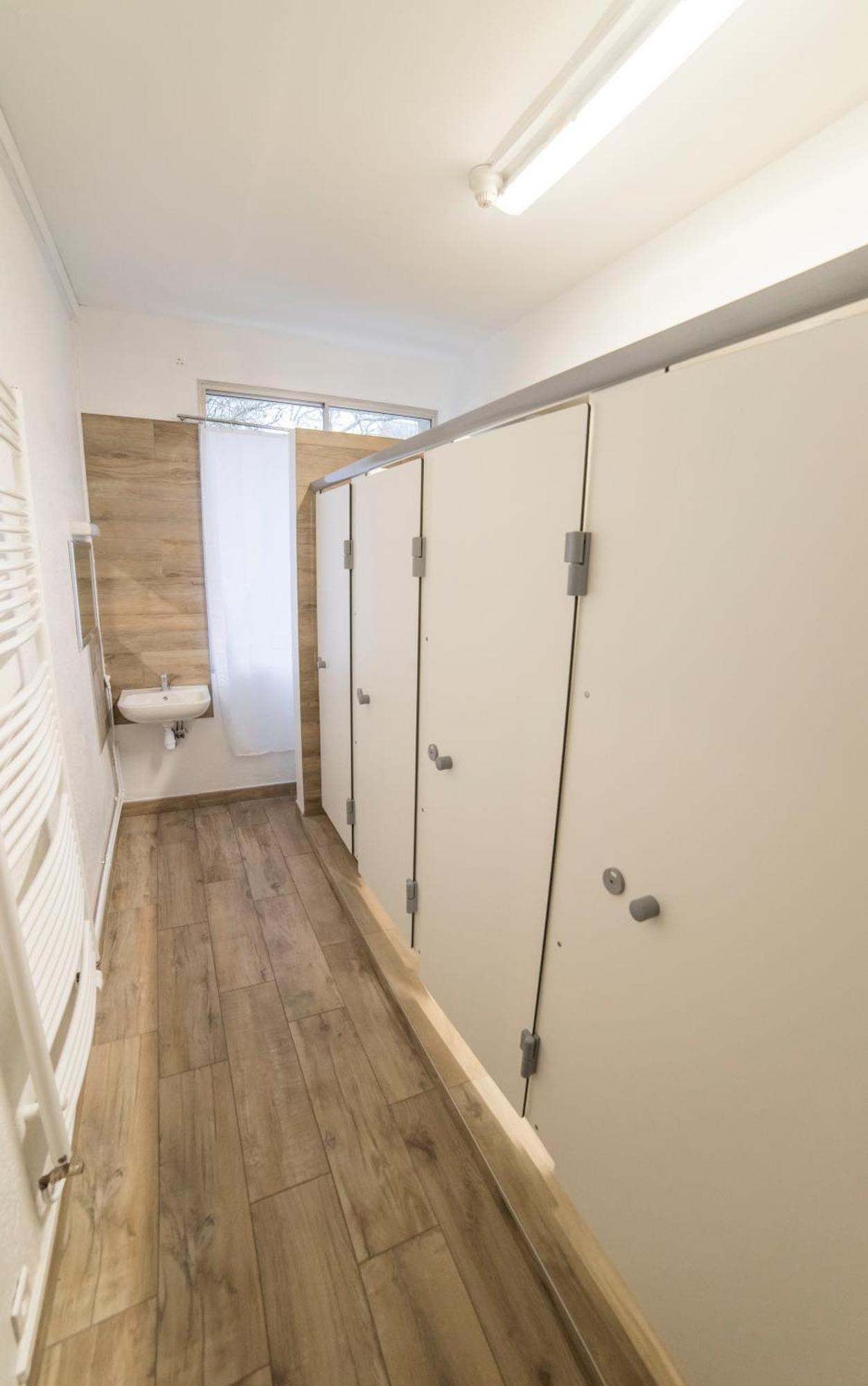 Institut Bois Robert Hotel Bécon-les-Granits Екстериор снимка